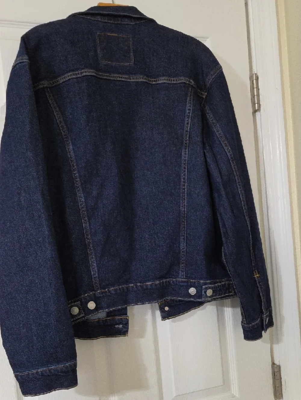 Levi's Dark Indigo Denim Jacket - Picture 9 of 9